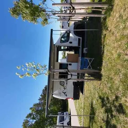 Kemp Retro Kamper *